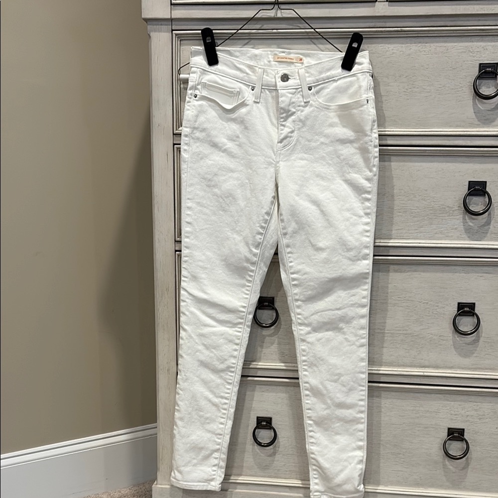 Levi's 311 Shaping Skinny Jeans White